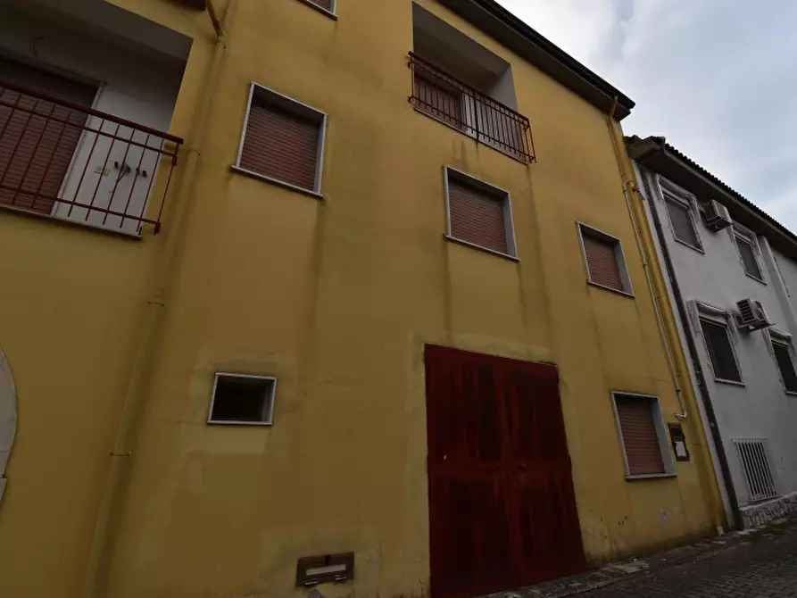 casa indipendente in vendita a Sala Consilina in zona Trinità