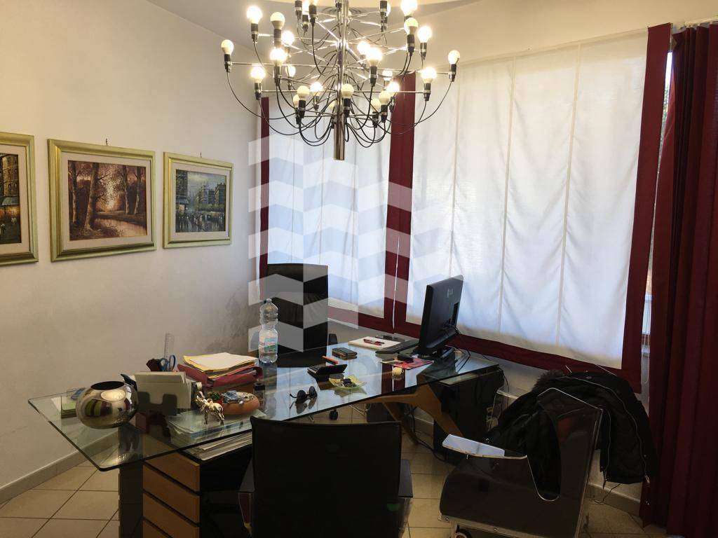 ufficio in vendita a Sala Consilina