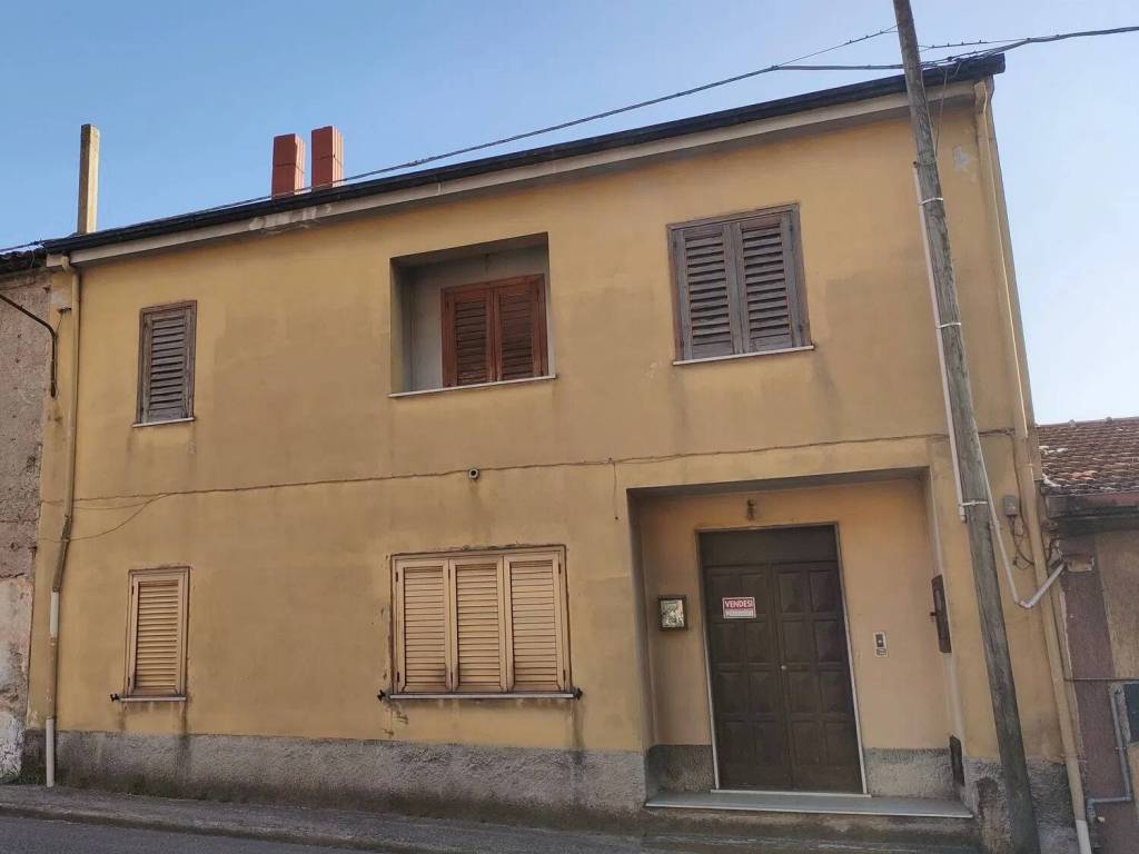 casa indipendente in vendita a Sala Consilina