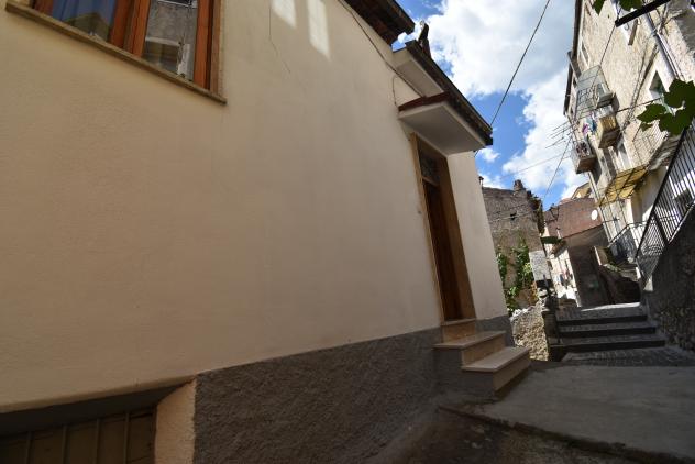 casa indipendente in vendita a Sala Consilina