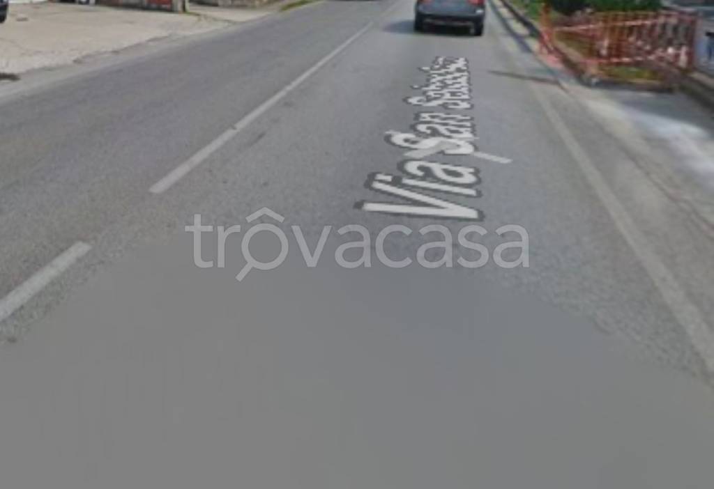 negozio in vendita a Sala Consilina in zona San Sebastiano