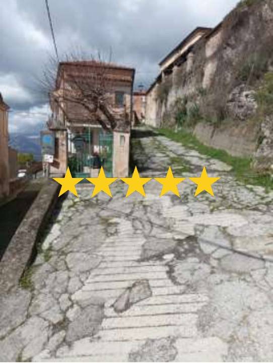 casa indipendente in vendita a Sala Consilina