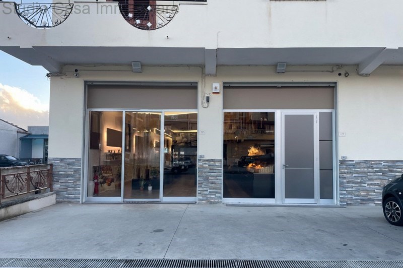 negozio in vendita a Sala Consilina in zona Trinità