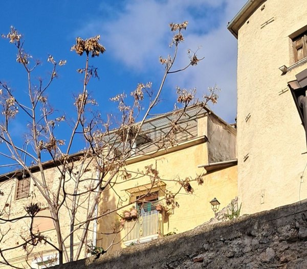 casa indipendente in vendita a Sala Consilina