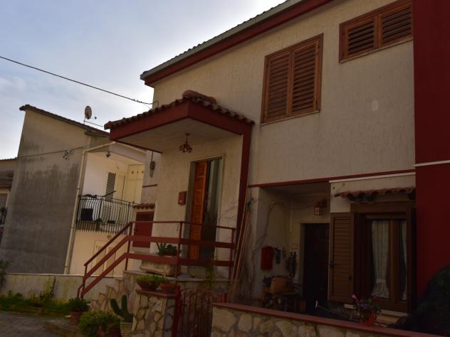 casa indipendente in vendita a Sala Consilina