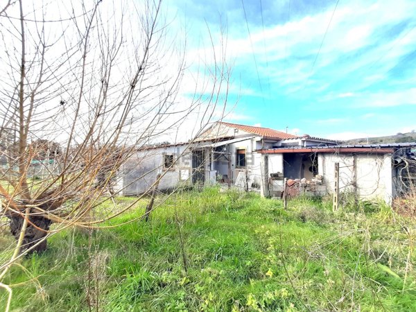 casa indipendente in vendita a Salento