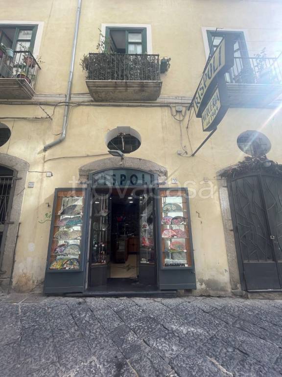 appartamento in vendita a Salerno in zona Centro Città
