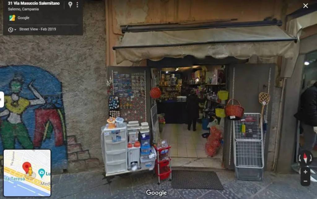 monolocale in vendita a Salerno in zona Centro Città
