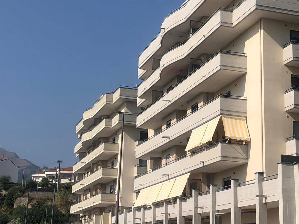appartamento in vendita a Salerno in zona Piegolelle-San Bartolomeo