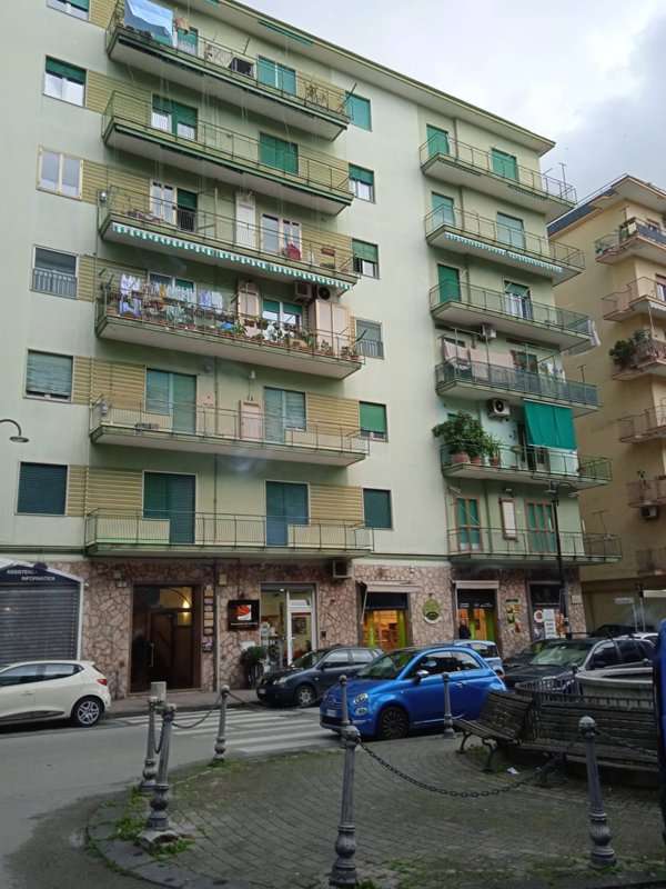 appartamento in vendita a Salerno in zona Irno