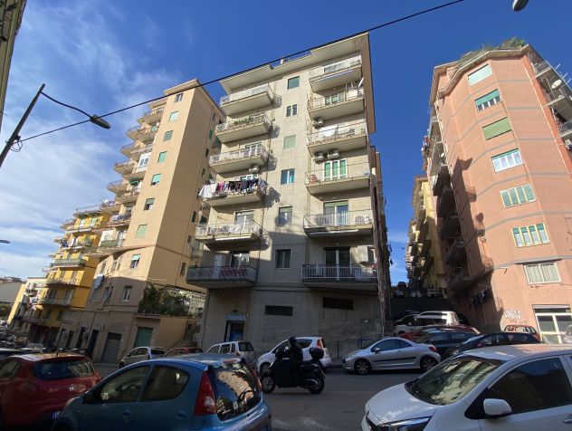 casa indipendente in vendita a Salerno in zona Centro Città
