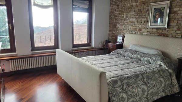 casa indipendente in vendita a Salerno