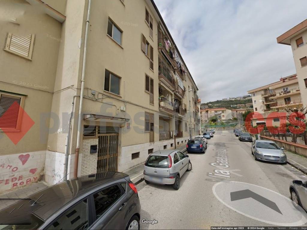 appartamento in vendita a Salerno in zona Torrione
