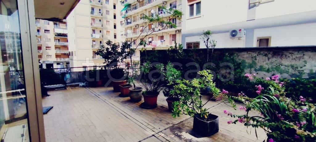 appartamento in vendita a Salerno in zona Centro Città