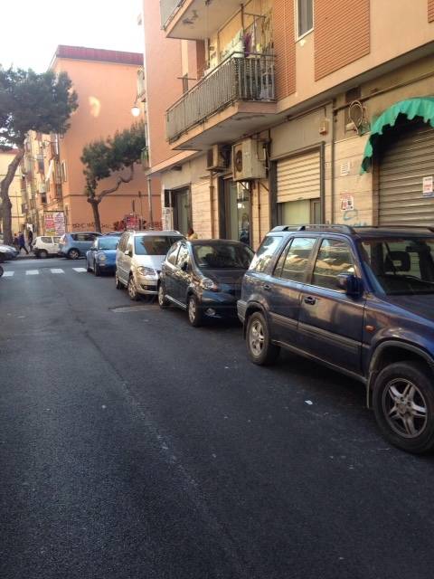 locale commerciale in vendita a Salerno in zona Torrione