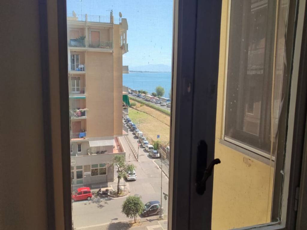 appartamento in vendita a Salerno in zona Centro Città