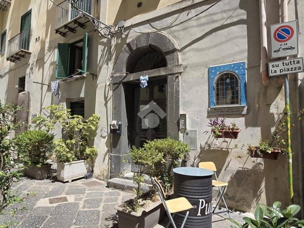 appartamento in vendita a Salerno in zona Centro Città