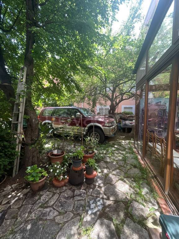 casa indipendente in vendita a Salerno