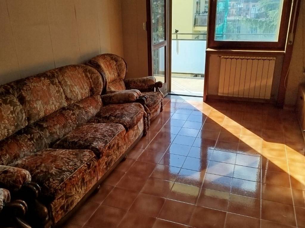 appartamento in vendita a Salerno in zona Calcedonia