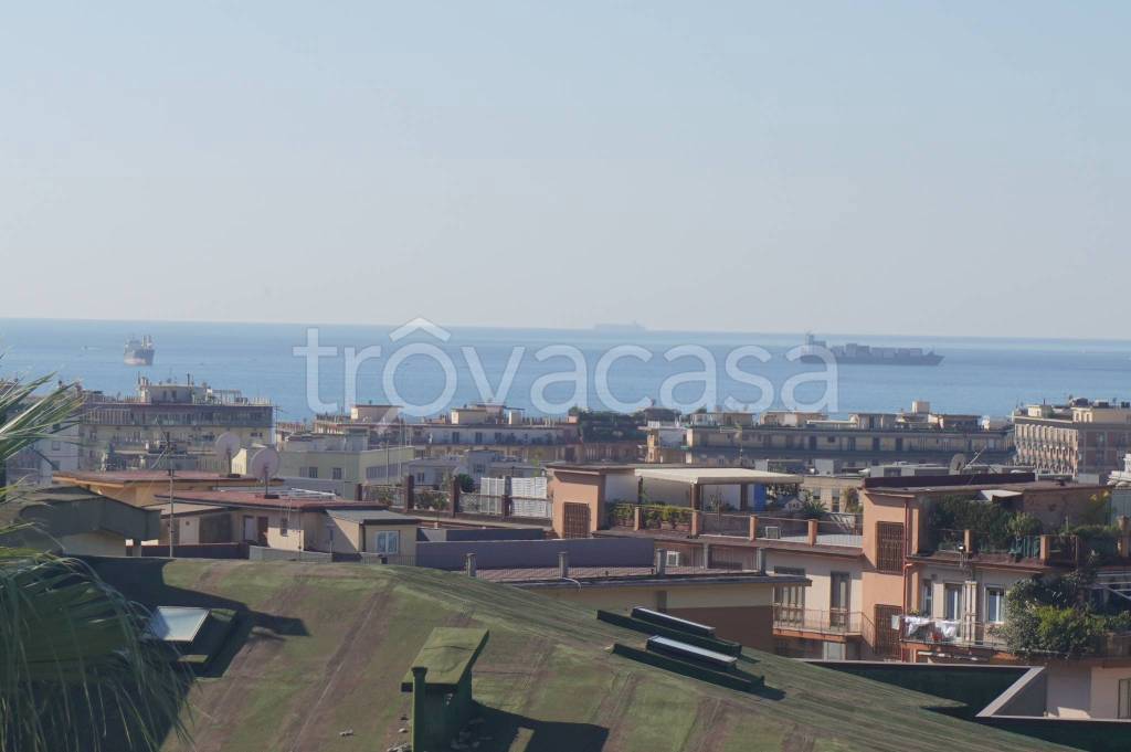 appartamento in vendita a Salerno in zona Brignano / Piezzo