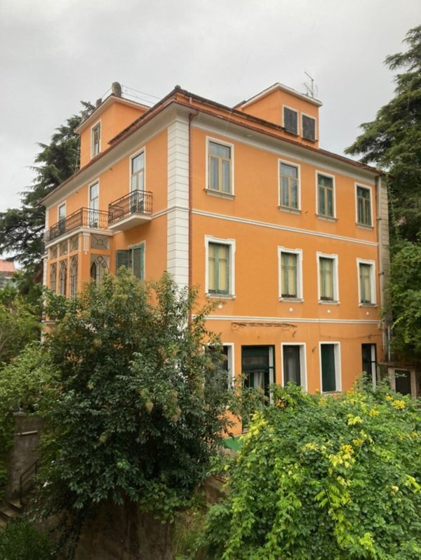 appartamento in vendita a Salerno in zona Arce-Vernieri