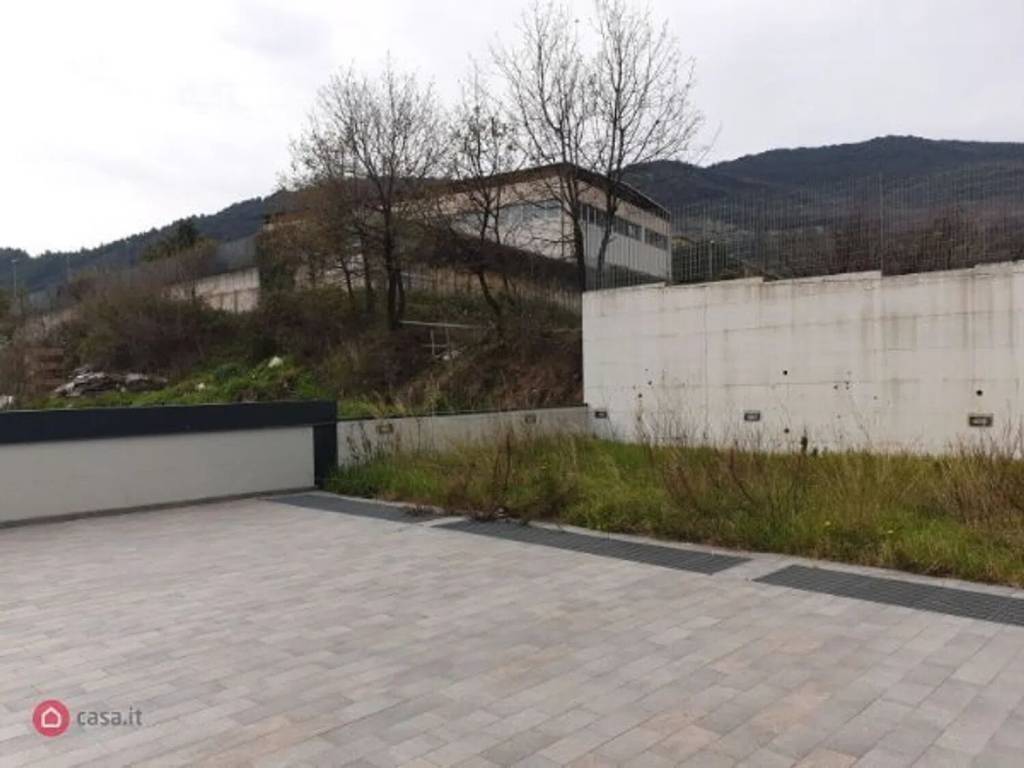 appartamento in vendita a Salerno in zona Zona Industriale