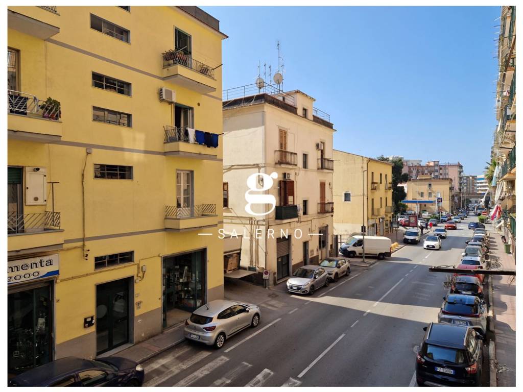appartamento in vendita a Salerno in zona Irno