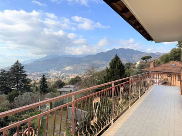 appartamento in vendita a Salerno in zona Ogliara