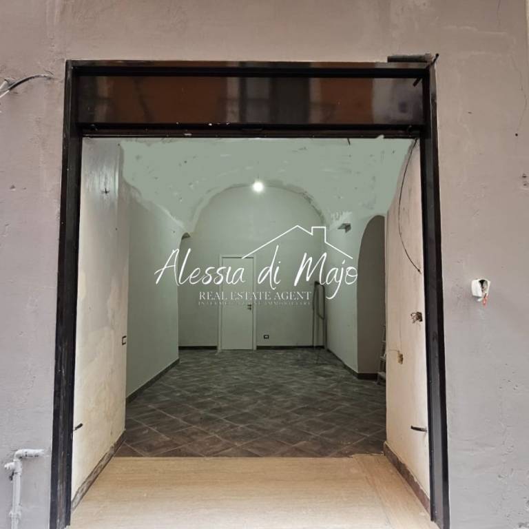 monolocale in vendita a Salerno in zona Centro Città