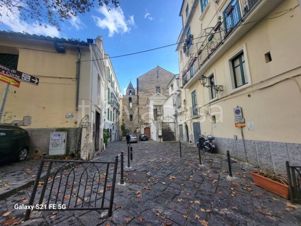 appartamento in vendita a Salerno in zona Centro Città