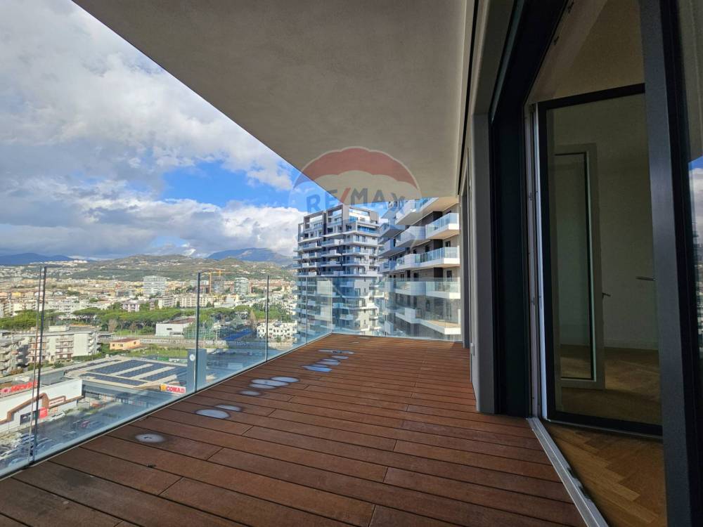 appartamento in vendita a Salerno in zona Porto