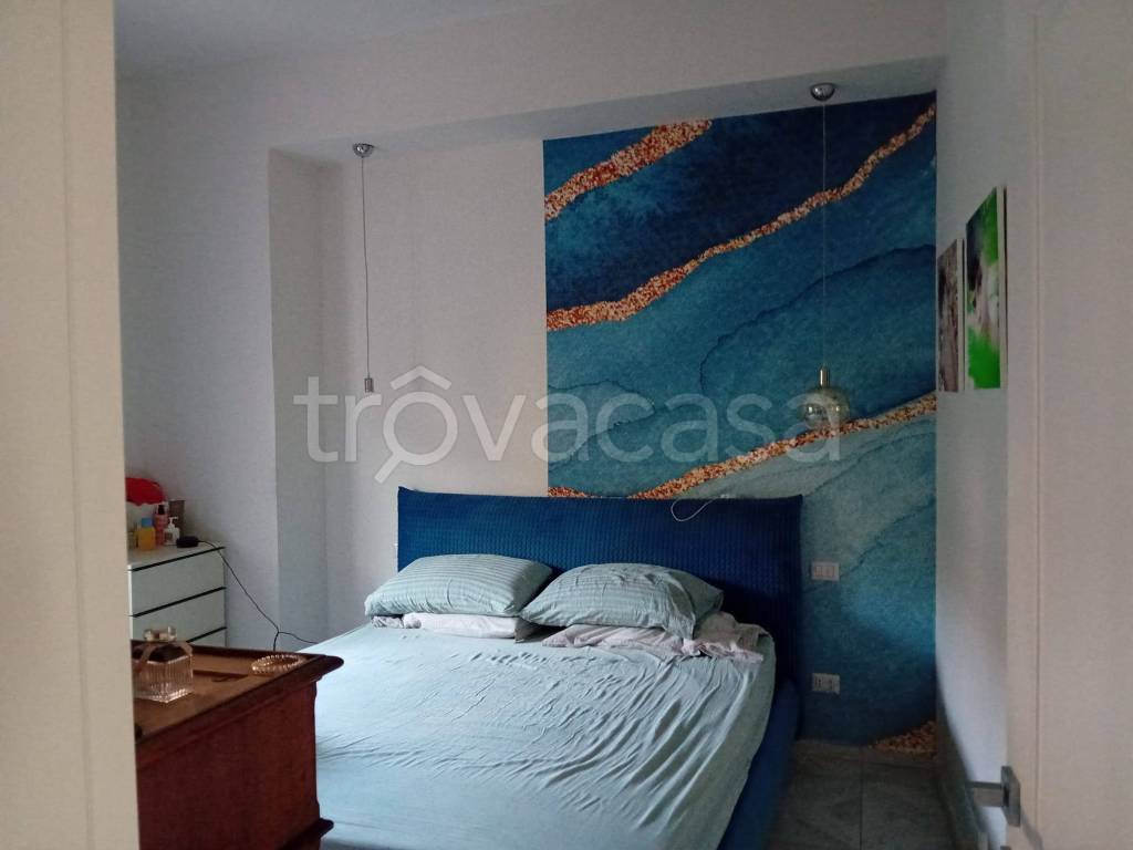 casa indipendente in vendita a Salerno in zona Pastena
