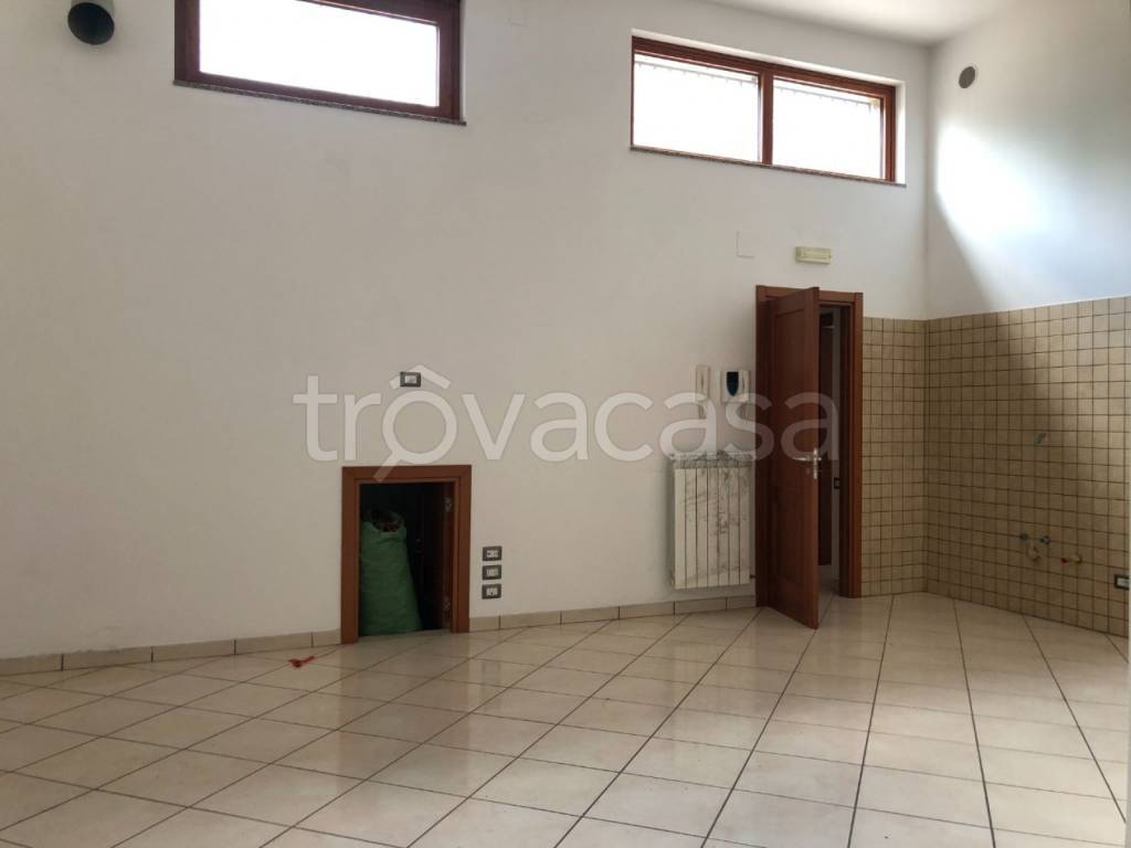 appartamento in vendita a Salerno in zona Pastena