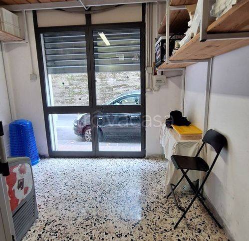 negozio in vendita a Salerno in zona Matierno