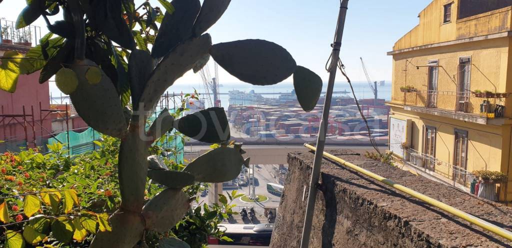 appartamento in vendita a Salerno in zona Centro Città