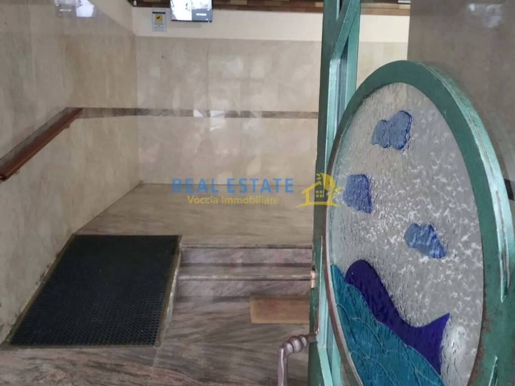 appartamento in vendita a Salerno in zona Pastena