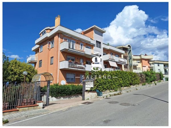 appartamento in vendita a Salerno in zona Ogliara