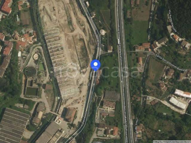 casa indipendente in vendita a Salerno in zona Mercatello