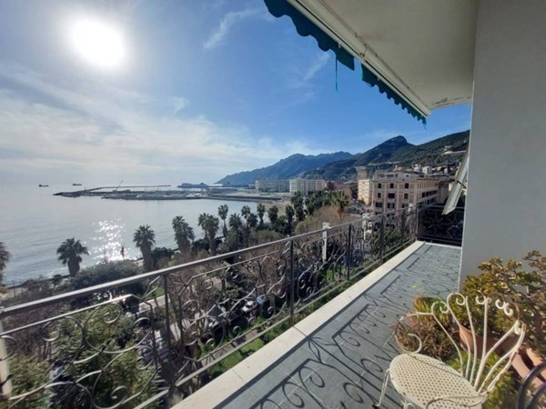 appartamento in vendita a Salerno in zona Centro Città