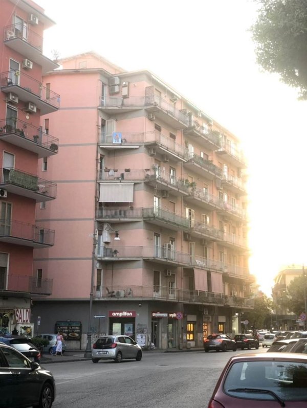 monolocale in vendita a Salerno in zona Pastena