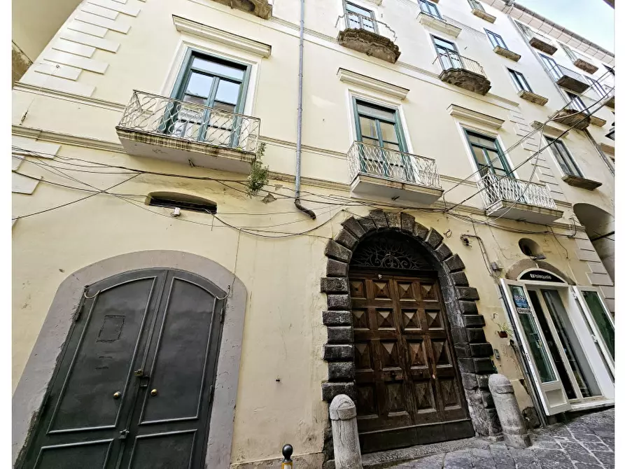 appartamento in vendita a Salerno in zona Centro Città