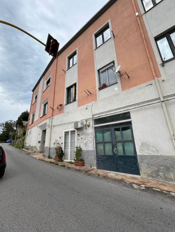 appartamento in vendita a Salerno in zona Centro Città