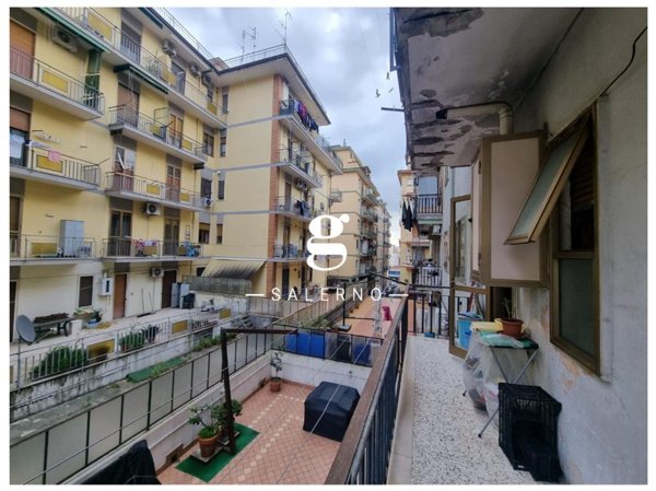 appartamento in vendita a Salerno in zona Torrione