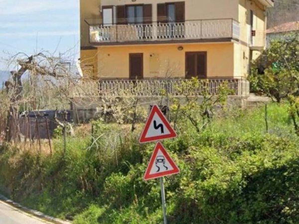 appartamento in vendita a Salerno in zona Torrione