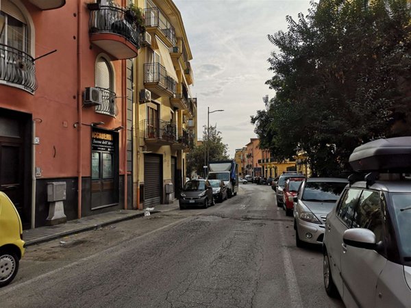 negozio in vendita a Salerno