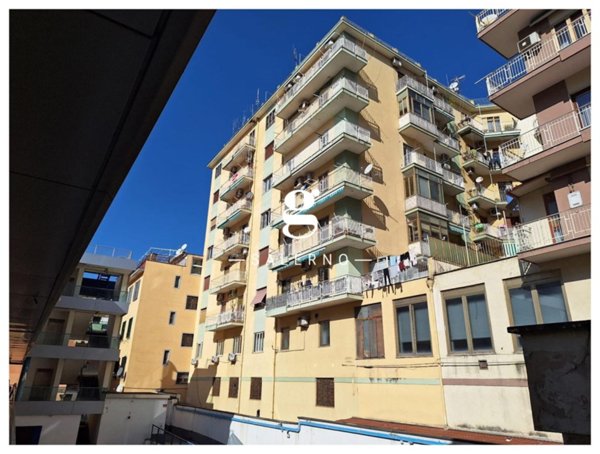 appartamento in vendita a Salerno in zona Centro Città