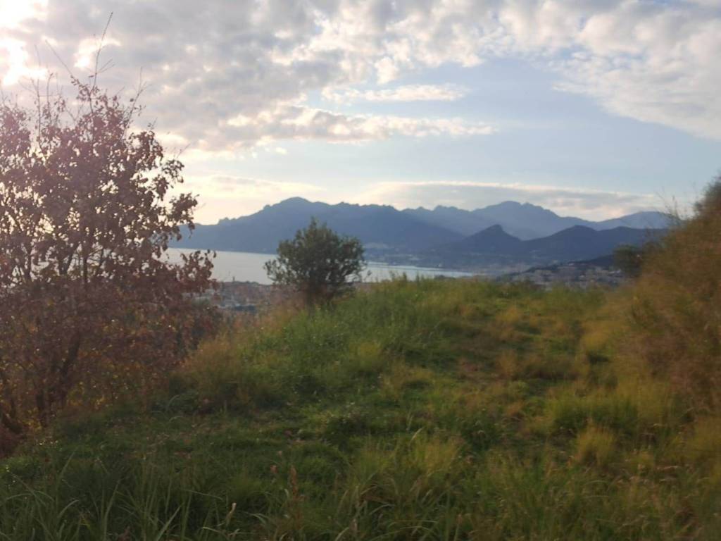 terreno agricolo in vendita a Salerno in zona Pastena