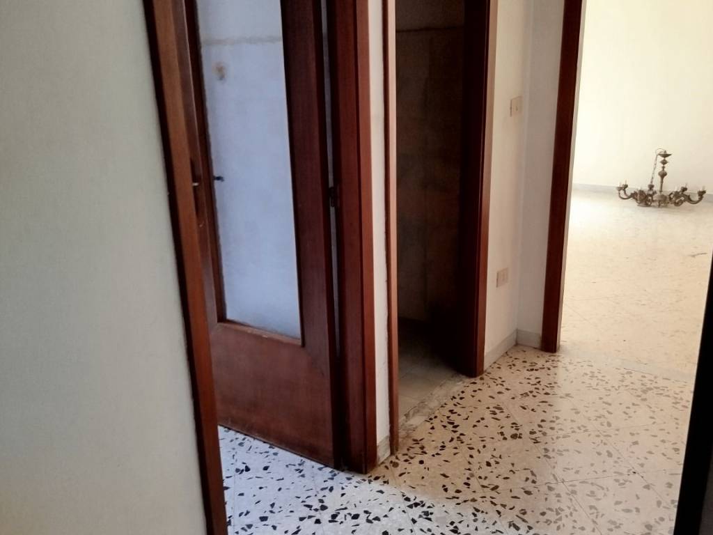 appartamento in vendita a Salerno in zona Ogliara