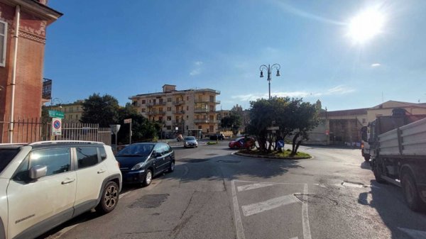 appartamento in vendita a Salerno in zona Centro Città