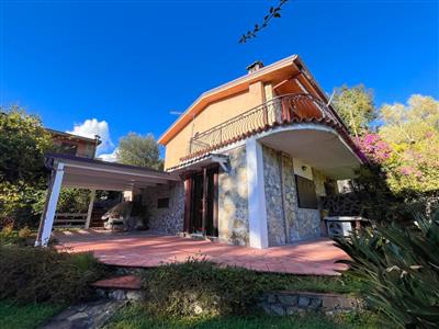 casa indipendente in vendita a Salerno
